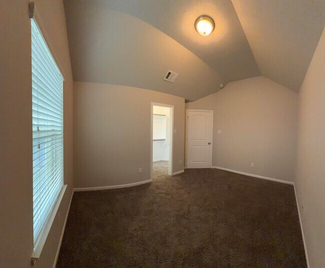 Building Photo - 1841 Basin Trl