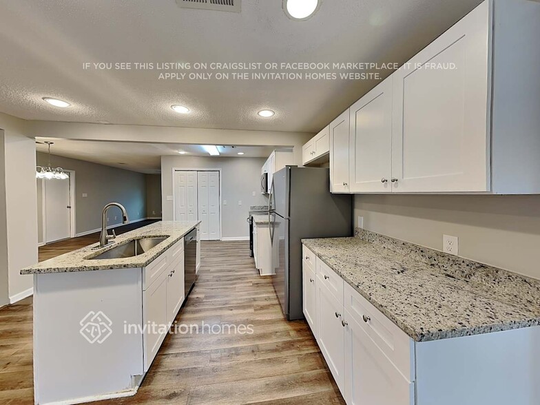 Building Photo - 721 Utoy Cir SW