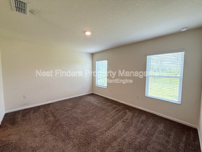 Building Photo - 8118 Meadow Walk Ln