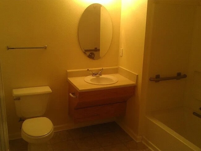 Building Photo - Perfect 2 bed/ 2bath located in Destin