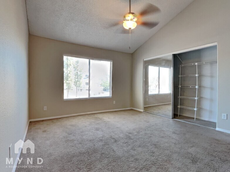 Building Photo - 7801 N 44th Dr