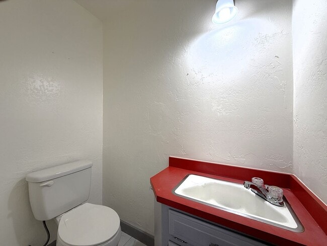 Building Photo - 5005 Colfax Pl