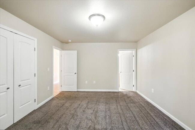 Building Photo - 4866 S Danielle St