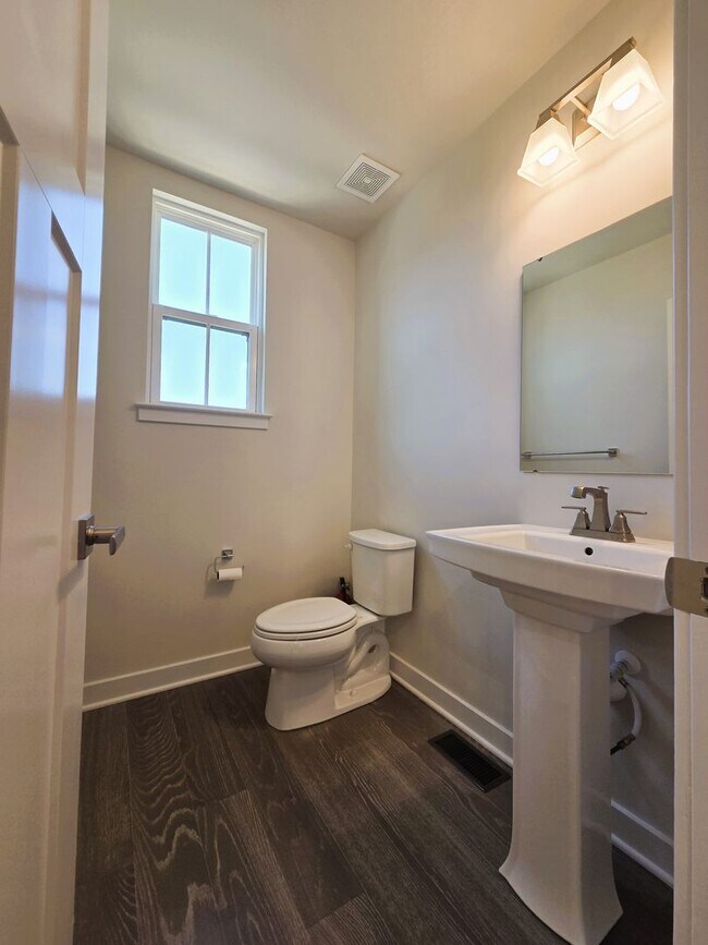 Building Photo - 2209 Catina Lane