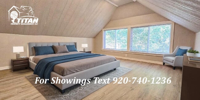 Building Photo - Updated 3 Bedroom Town Home