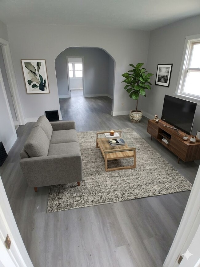 Building Photo - 1413 Labelle Ave