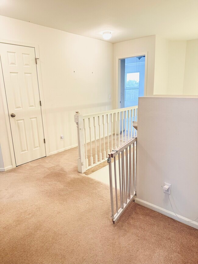 Building Photo - 16207 S St