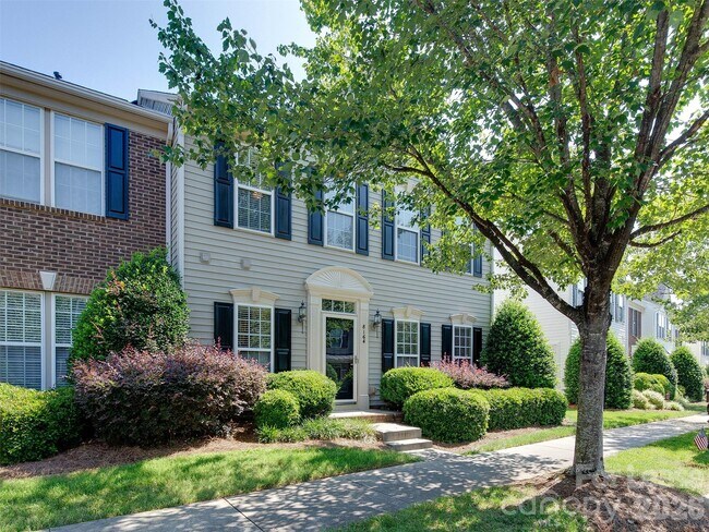 Building Photo - 8164 Bridgegate Dr