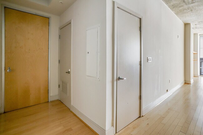 Building Photo - 929 Florida Ave NW