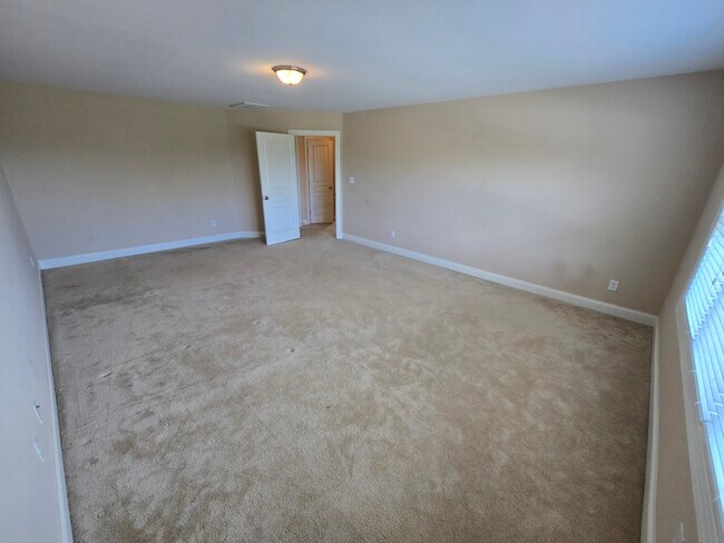 Building Photo - 47 Kentucky Derby Ln