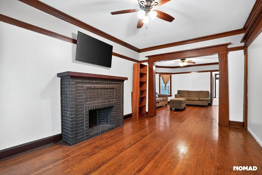 Building Photo - 2332 S Marshall Blvd