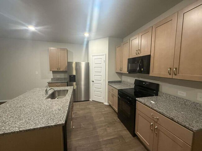 Building Photo - 2711 Totley Rd