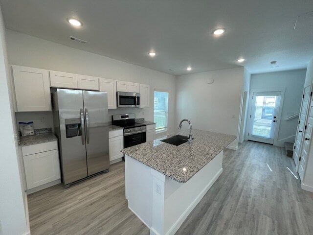 Building Photo - 861 Massachusetts Ave