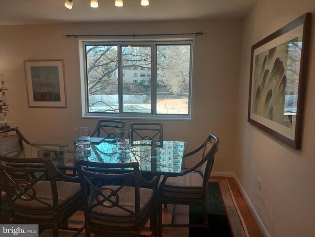 Building Photo - 10208 ROCKVILLE Pike