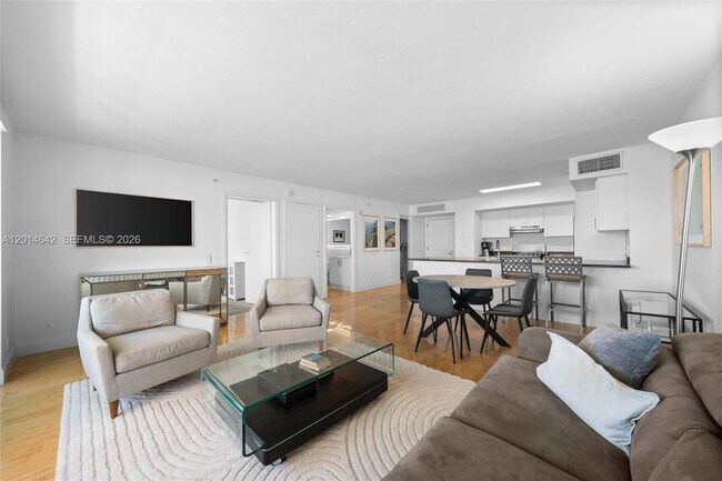 Building Photo - 9499 Collins Ave
