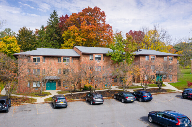 Primary Photo - Westview Terrace Apartments