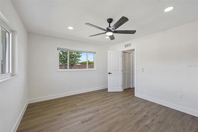 Building Photo - 6735 Keystone Dr
