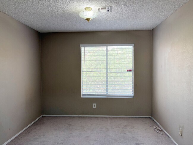 Building Photo - 2713 Brienza Way