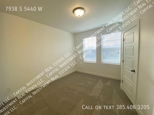 Building Photo - 7938 S 5440 W
