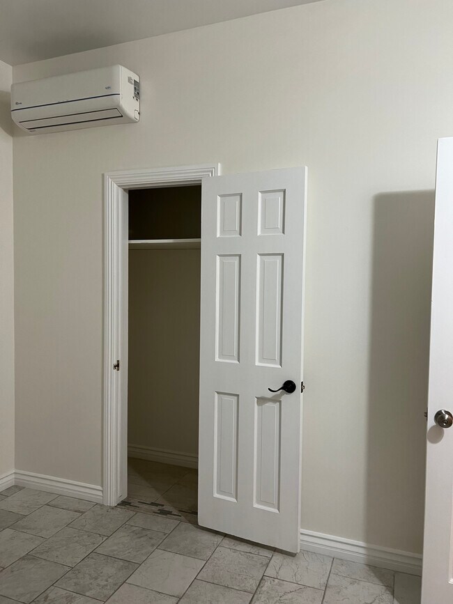 Building Photo - 4739 W 161st St