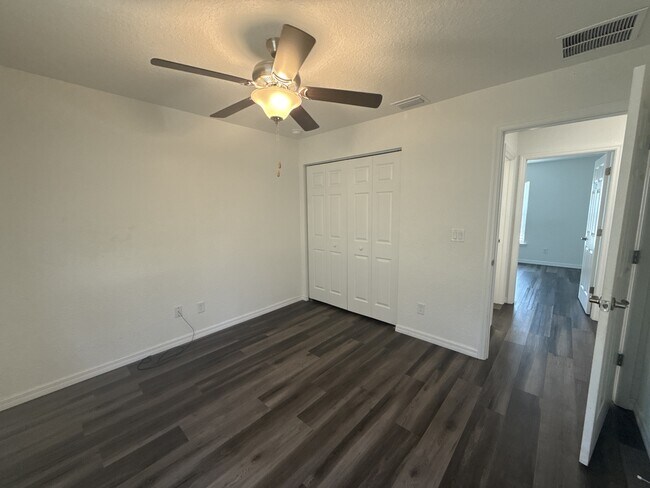 Building Photo - 9 Malauka Loop