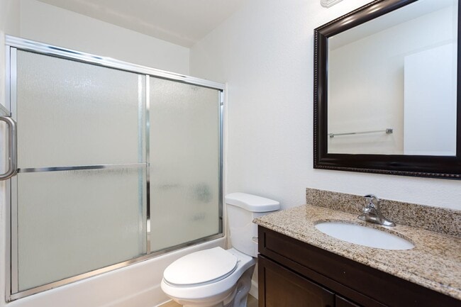 Building Photo - Second Floor Condo at the Regency Villas Community