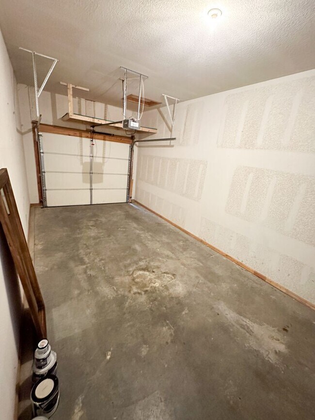 Building Photo - Italian Estates Property Management