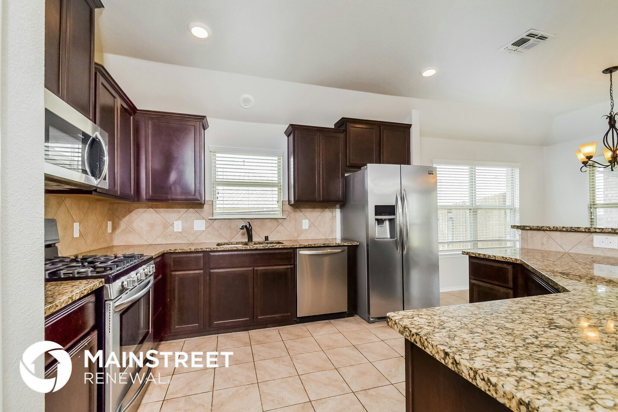 Building Photo - 2008 Lake Harvest Cir