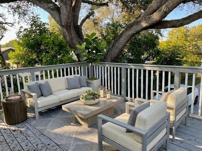 Building Photo - 3734 Burlington Ave N