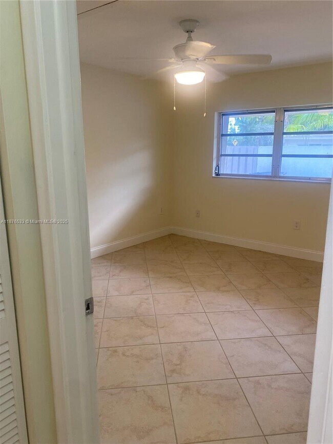 Building Photo - 8108 SW 81st Pl