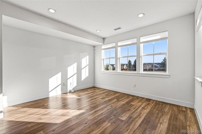 Building Photo - 10270 Milwaukee Cir