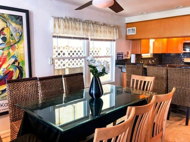 Building Photo - Amazing Townhouse in front of the beach and the ses. Gustavo Lopez AMSI