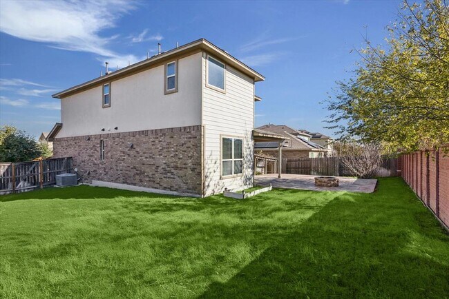 Building Photo - 1036 Chad Lp