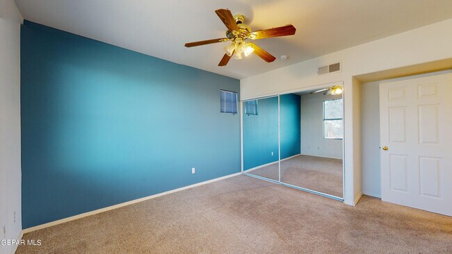 Building Photo - 6256 Escondido Dr