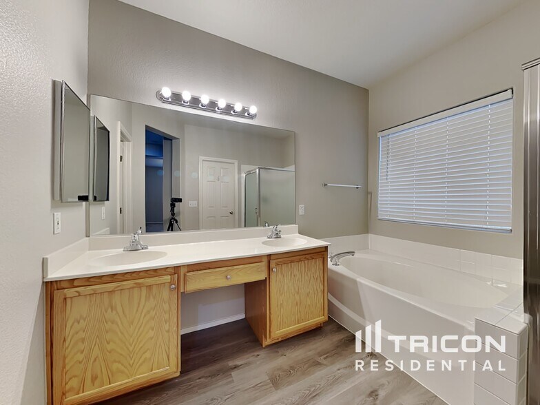 Building Photo - 5929 Abyss Ct