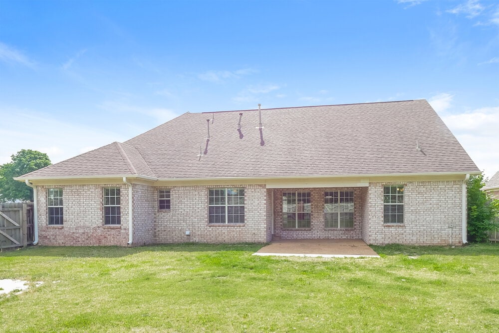 Building Photo - 7838 Alexanders Crossing Dr