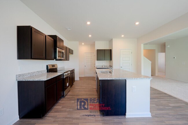 Building Photo - Welcome to Your Dream Home in Adairsville!