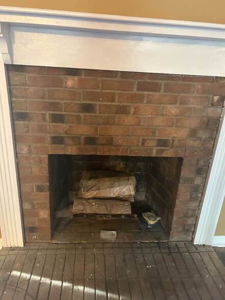 Building Photo - 6125 Bushmills St