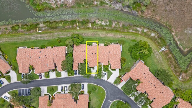 Building Photo - 1302 Mahogany Pl