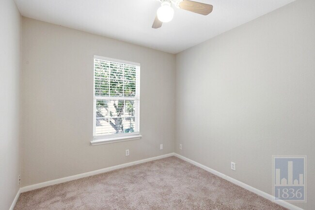 Building Photo - 10718 Claywood Dr