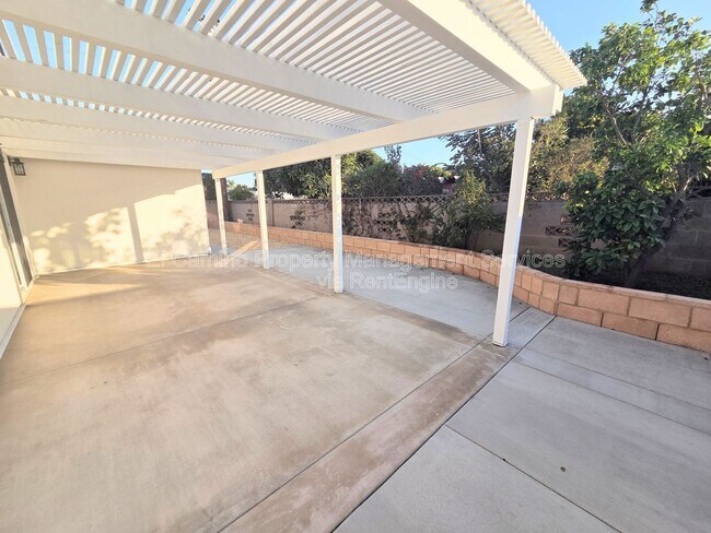 Building Photo - 5662 Cathy Ln