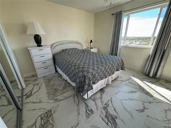 Building Photo - 19029 US Hwy 19 N