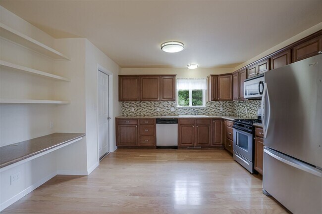 Building Photo - 2111 Nolte Dr