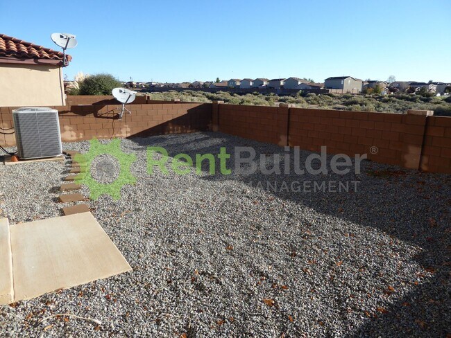 Building Photo - Stunning 5-Bed Northern Hills Home – Now Just $2,395/Month!