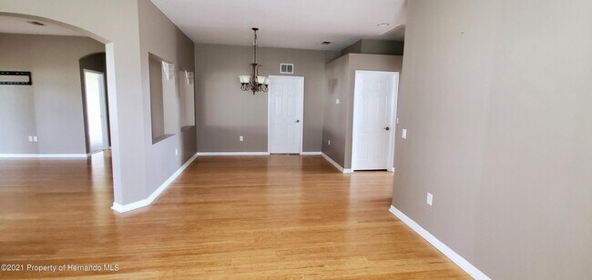 Building Photo - 15708 Durango Cir