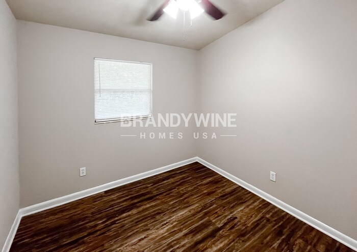 Building Photo - 922 Westgate Dr