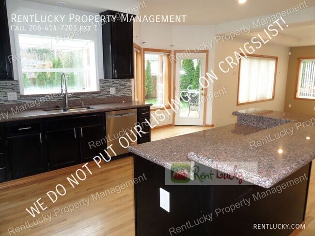 Building Photo - 5039 S 178th St