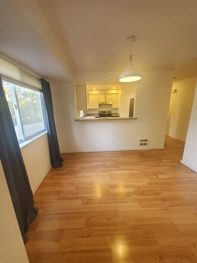 Building Photo - Your Peaceful Retreat in the Heart of Conv...