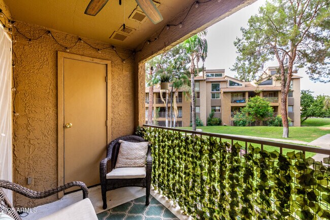 Building Photo - 18811 N 19th Ave