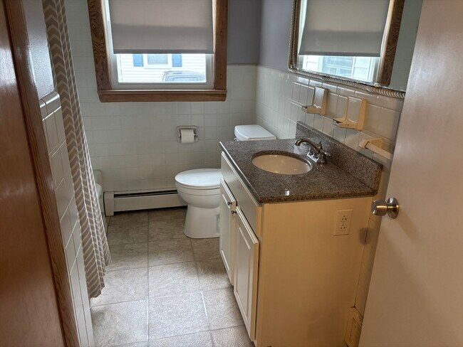 Building Photo - 11 Eden Glen Ave